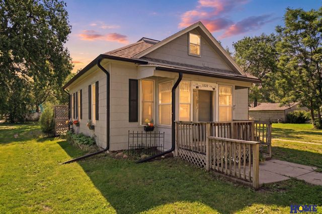 1828 N 30th Street, Lincoln, NE 68503