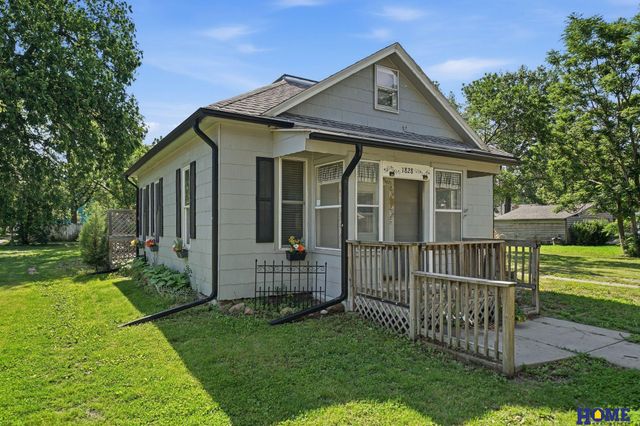 1828 N 30th Street, Lincoln, NE 68503