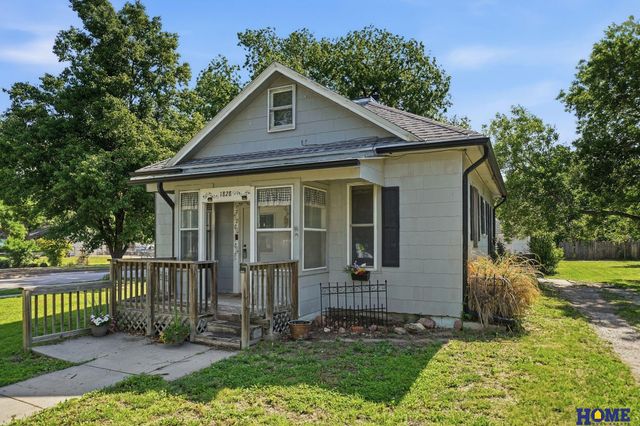 1828 N 30th Street, Lincoln, NE 68503