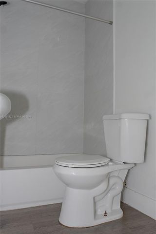 3376 NW 49th St, Miami, FL 33142