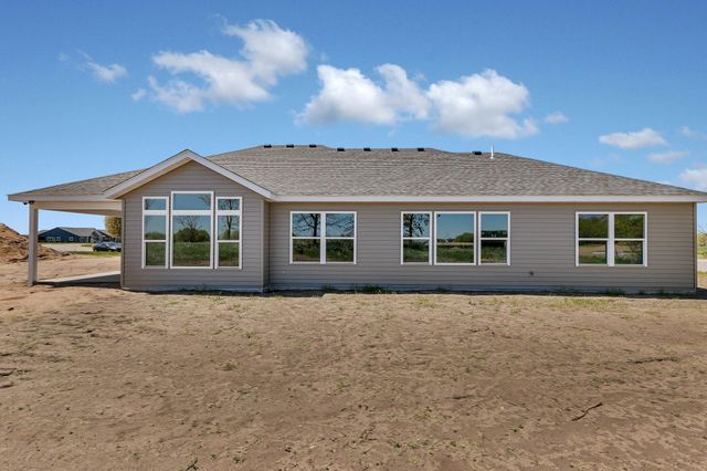 1900 Sandstone Loop S, Sartell, MN 56377