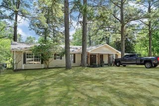 88 Gazebo Street A-E, Huntsville, TX 77340