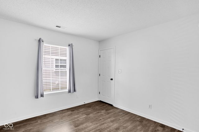 5118 Sandy Forge Drive, Indianapolis, IN 46221