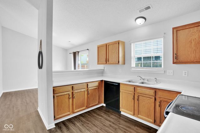 5118 Sandy Forge Drive, Indianapolis, IN 46221