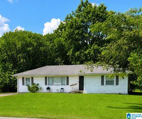 408 BLACK CREEK ROAD, Tarrant, AL 35217