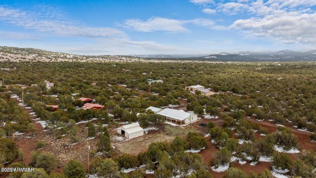 9 N3307 --, Vernon, AZ 85940