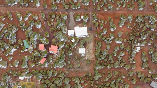 9 N3307 --, Vernon, AZ 85940