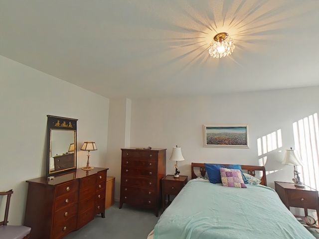 20 Hammond 102, Newton, MA 02467