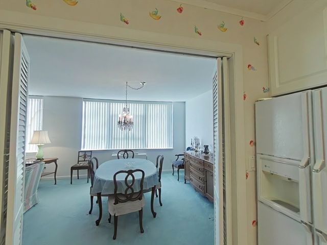 20 Hammond 102, Newton, MA 02467