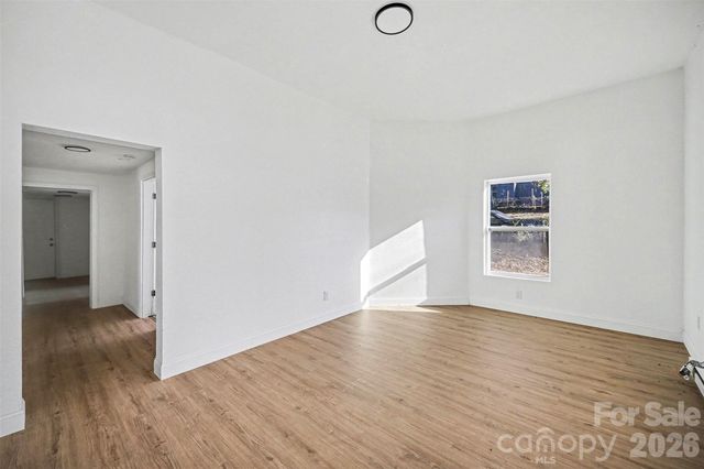 612 E E Street, Newton, NC 28658