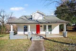 612 E E Street, Newton, NC 28658