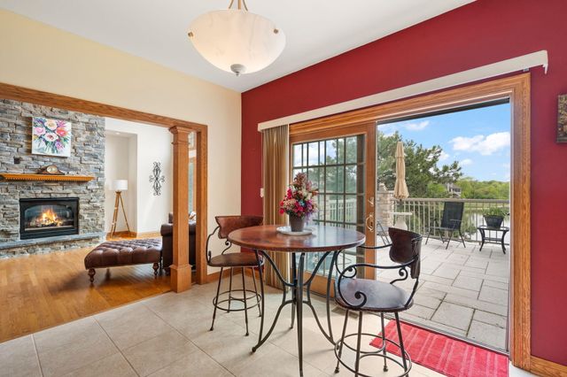 821 Mary Ellen Drive, Crown Point, IN 46307