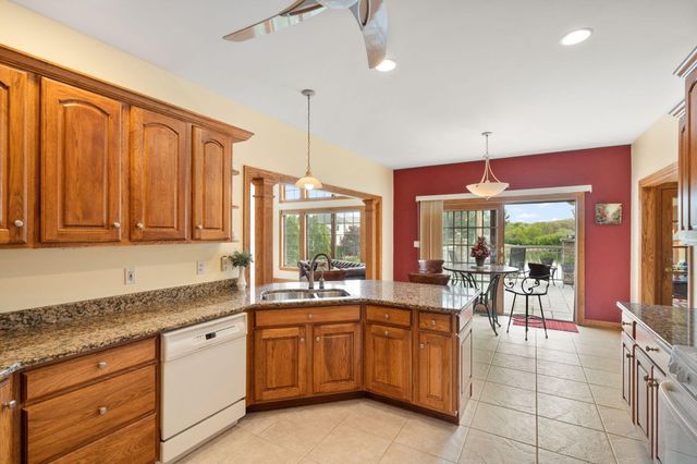 821 Mary Ellen Drive, Crown Point, IN 46307