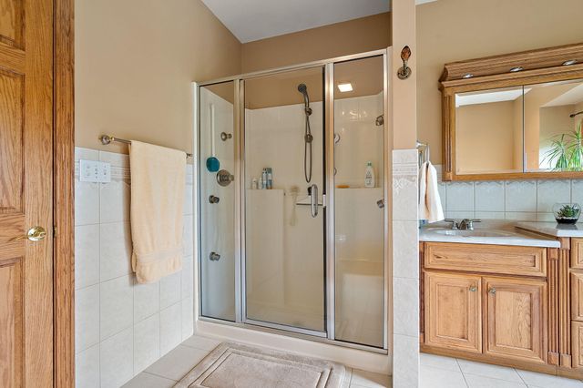 821 Mary Ellen Drive, Crown Point, IN 46307