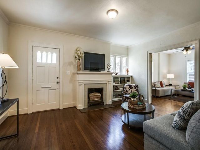 6910 Casa Loma Avenue, Dallas, TX 75214