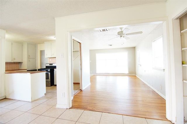 4048 Newshire Drive, Houston, TX 77025