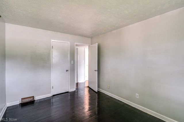 5833 Stumph Road, Parma Heights, OH 44130