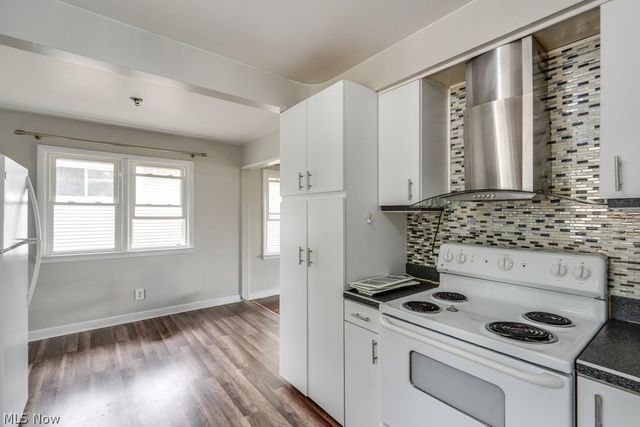 5833 Stumph Road, Parma Heights, OH 44130