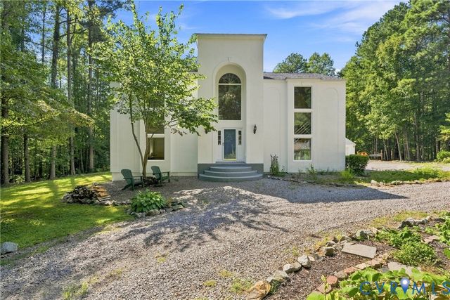 17089 Goshen Rd, Montpelier, VA 23192