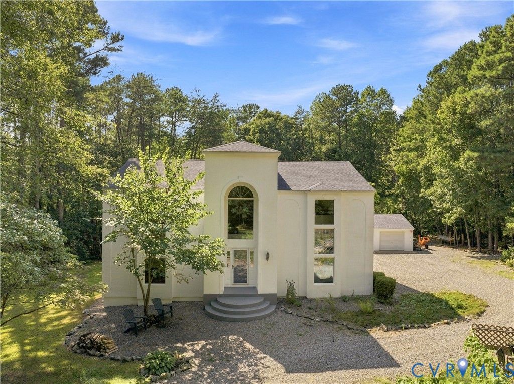 17089 Goshen Rd, Montpelier, VA 23192