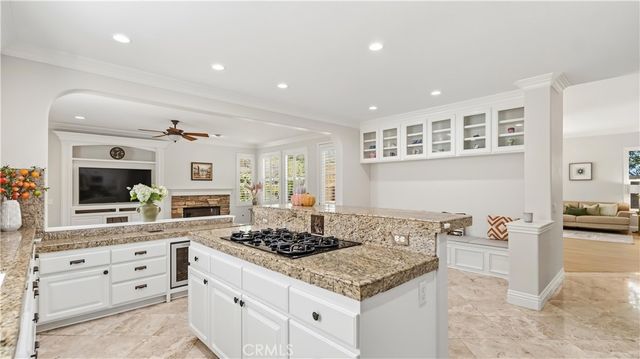 6 Santa Gustavo, Rancho Santa Margarita, CA 92688