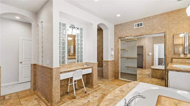6 Santa Gustavo, Rancho Santa Margarita, CA 92688