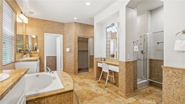6 Santa Gustavo, Rancho Santa Margarita, CA 92688