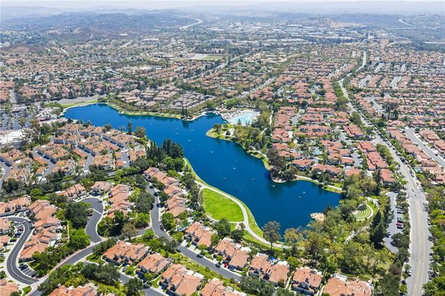 6 Santa Gustavo, Rancho Santa Margarita, CA 92688