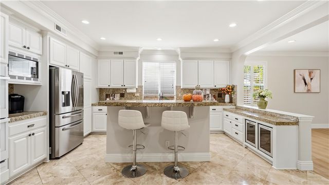 6 Santa Gustavo, Rancho Santa Margarita, CA 92688