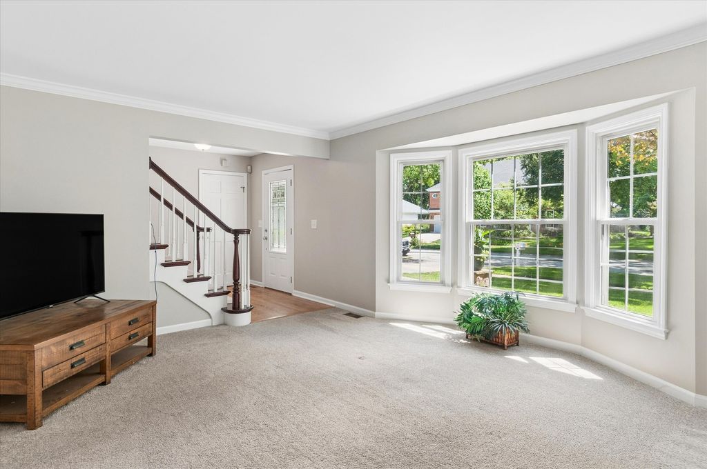 1527 Abbotsford Drive, Naperville, IL 60563 — photo 2