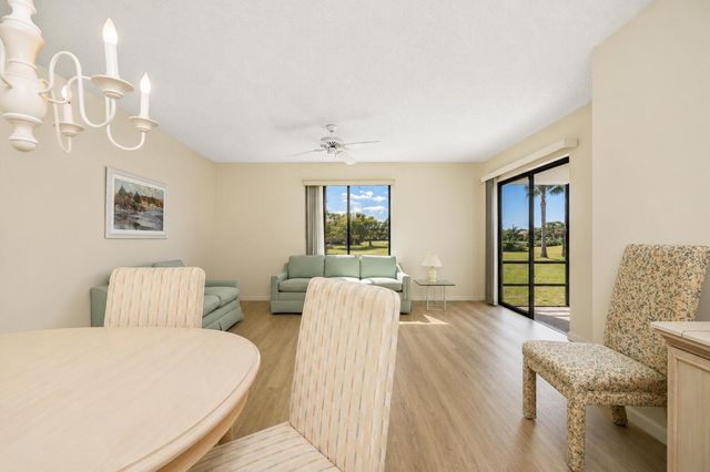 5403 SE Miles Grant Road H-209, Stuart, FL 34997