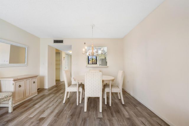 5403 SE Miles Grant Road H-209, Stuart, FL 34997
