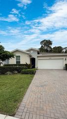 6685 Pointe Of Woods Drive, West Palm Beach, FL 33413