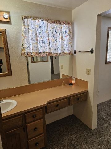 4443 Day Drive, Klamath Falls, OR 97603