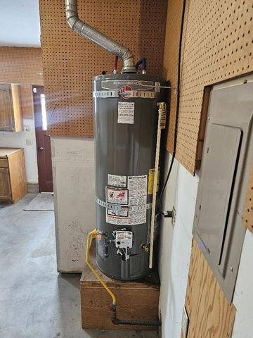 4443 Day Drive, Klamath Falls, OR 97603