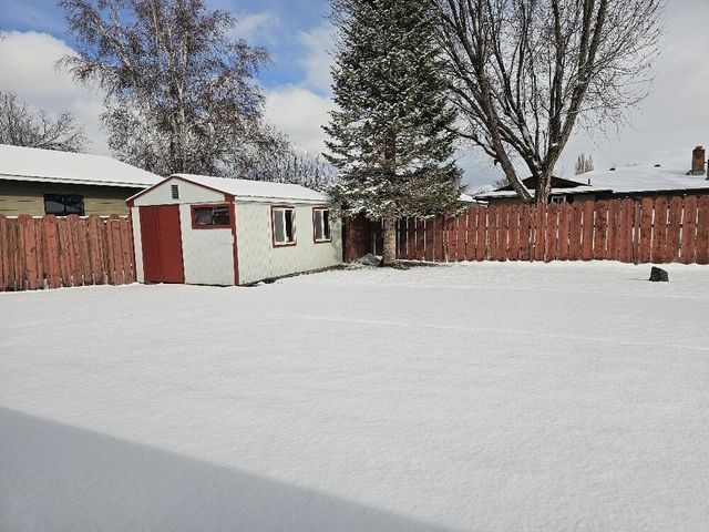 4443 Day Drive, Klamath Falls, OR 97603