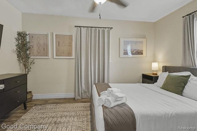 1102 S Wilson Avenue, Royal Oak, MI 48067