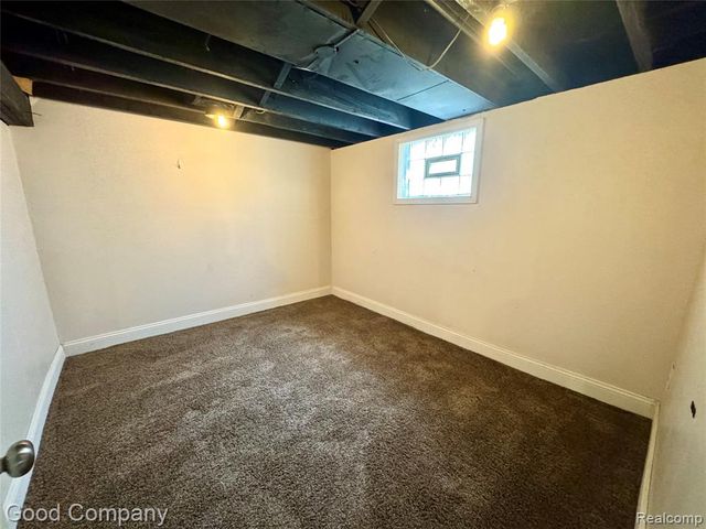 1102 S Wilson Avenue, Royal Oak, MI 48067