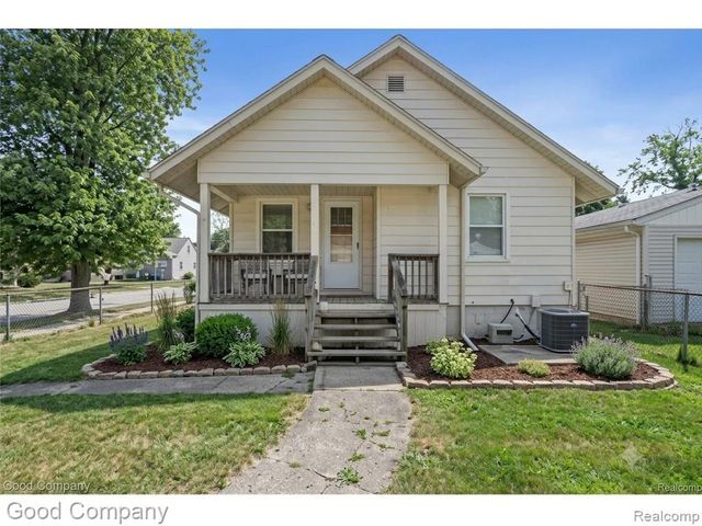 1102 S Wilson Avenue, Royal Oak, MI 48067