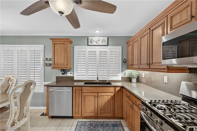 8334 Tribute Lane, Las Vegas, NV 89147