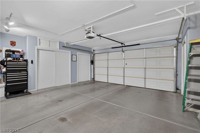 8334 Tribute Lane, Las Vegas, NV 89147
