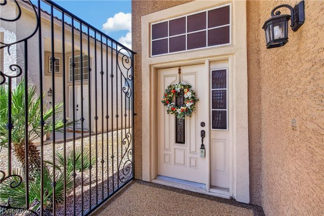 8334 Tribute Lane, Las Vegas, NV 89147
