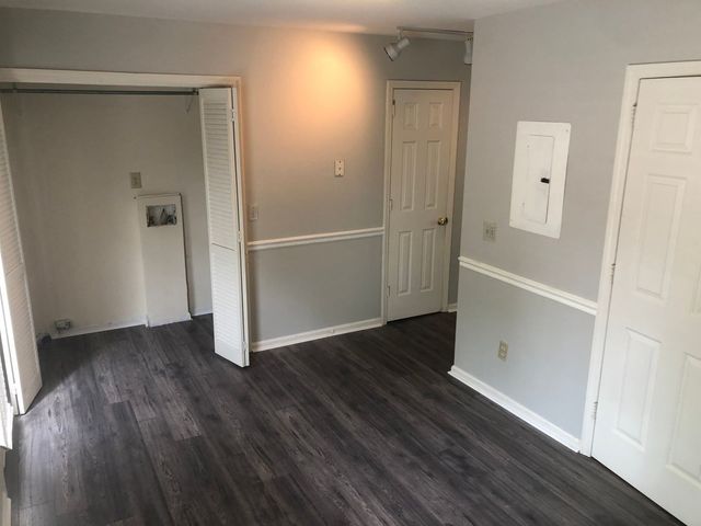 906 Hammack Dr, Nashville, TN 37214