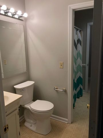 906 Hammack Dr, Nashville, TN 37214
