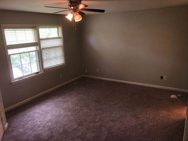 906 Hammack Dr, Nashville, TN 37214