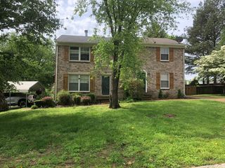 906 Hammack Dr, Nashville, TN 37214