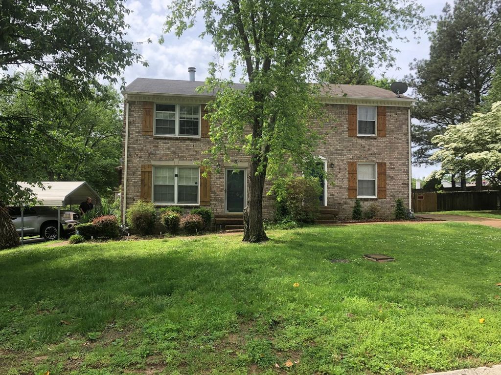 906 Hammack Dr, Nashville, TN 37214