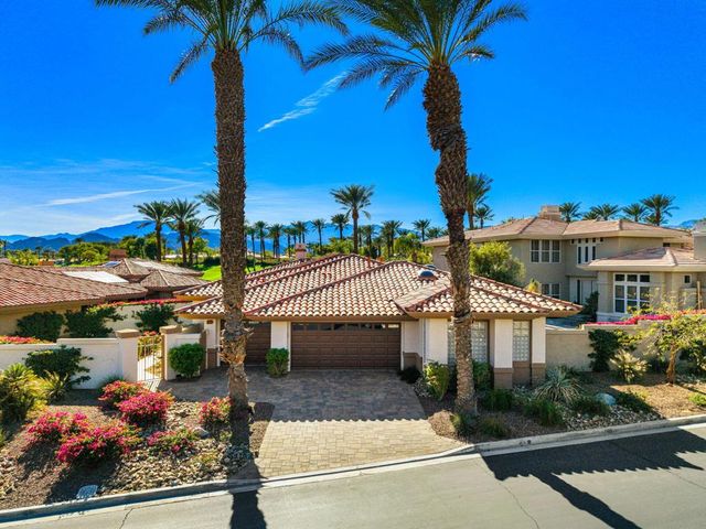 551 Red Arrow Trail, Palm Desert, CA 92211