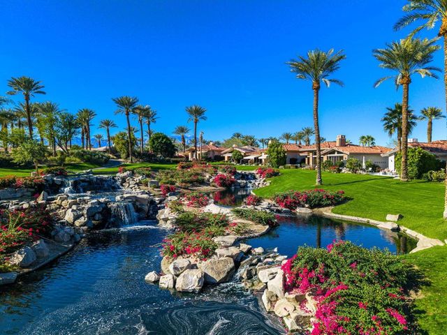 551 Red Arrow Trail, Palm Desert, CA 92211
