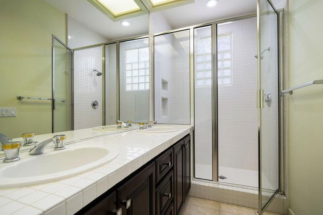 551 Red Arrow Trail, Palm Desert, CA 92211